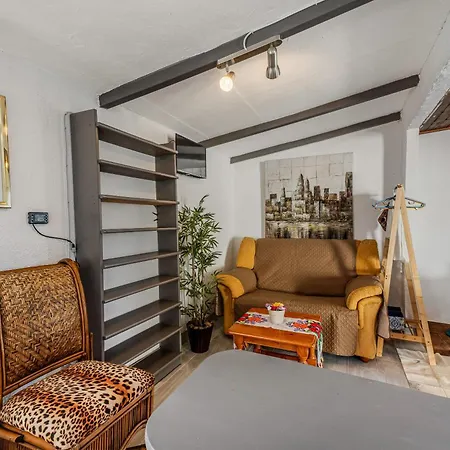 Land Of Dreams 2 غراناديا دي أبونا